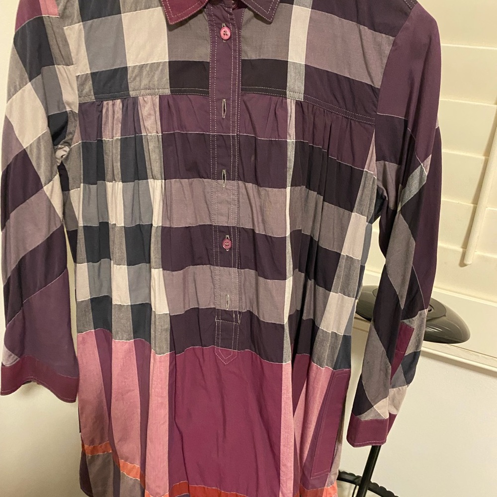 Burberry Checkered tunic in Purple and Gray